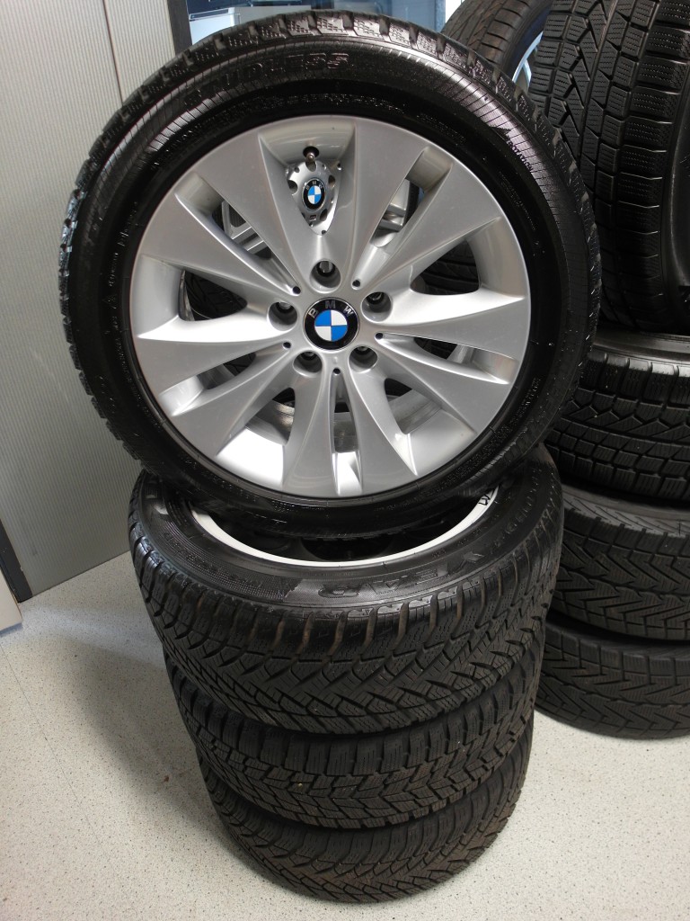 Mislukking Hulpeloosheid rijkdom Autohuis Buursema BMW en MINI specialist » BMW 5-Serie Winterset Banden + Velgen  17 inch